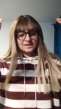 Snapshot of Aurora_blaack chatting on November 15, 2025, 5:11 am Aurora blaack online show from November 15, 2025, 5:11 am