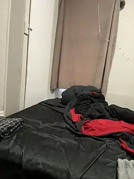 SeccySerena online show from November 8, 2025, 2:31 pm