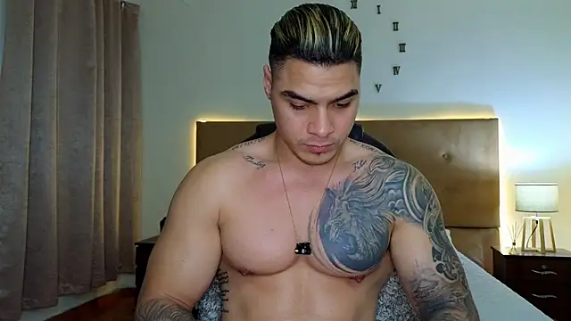 Snapshot of Steven_Velez chatting on October 31, 2025, 2:52 am Steven Velez online show from October 31, 2025, 2:52 am