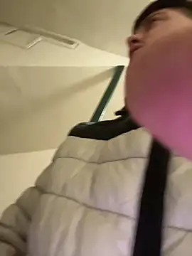 BWC00722 online show from March 10, 2026, 9:08 pm