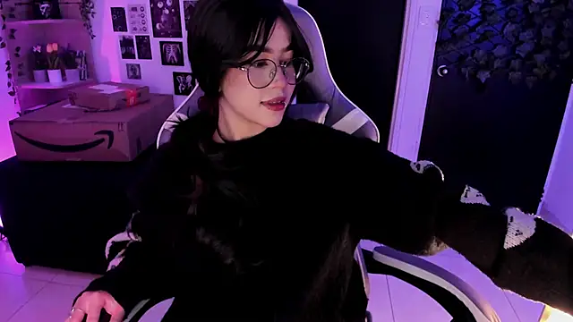 Snapshot of Liz_rogers_x chatting on December 18, 2025, 1:44 am Liz rogers x online show from December 18, 2025, 1:44 am