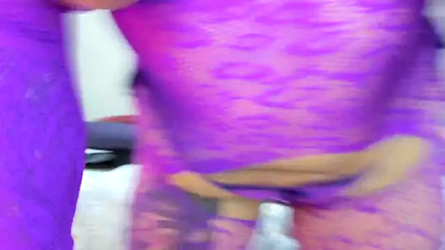 charlloteevans X online show from April 19, 2026, 8:55 pm