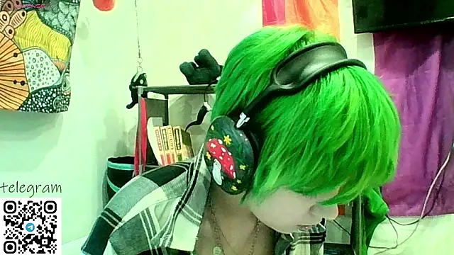 CarolineRichter online show from February 16, 2026, 9:52 am