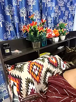 priya 26 online show from December 13, 2025, 8:04 pm