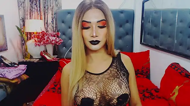 Snapshot of Mistress4fun chatting on February 13, 2026, 6:30 pm Mistress4fun online show from February 13, 2026, 6:30 pm