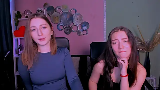 Snapshot of eva_smiith_ chatting on February 6, 2026, 7:04 am eva smiith online show from February 6, 2026, 7:04 am