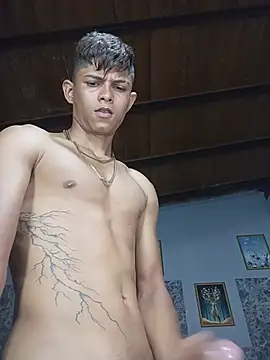 Snapshot of God_Eros_23cm chatting on July 10, 2026, 11:21 am God Eros 23cm online show from July 10, 2026, 11:21 am