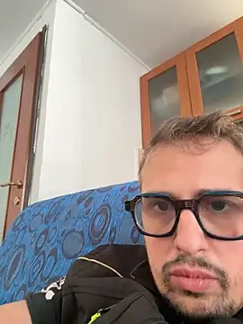 Cazzo1921 online show from May 2, 2026, 9:14 am