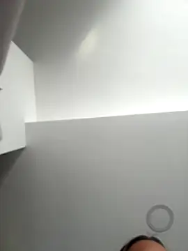 emma-conti2 online show from December 19, 2025, 2:41 pm