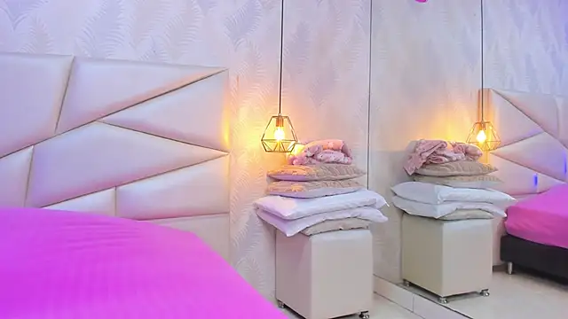 Snapshot of lulukawai16 chatting on November 14, 2025, 7:17 pm lulukawai16 online show from November 14, 2025, 7:17 pm