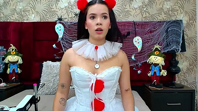 Snapshot of kate_morgan chatting on October 31, 2025, 8:05 pm kate morgan online show from October 31, 2025, 8:05 pm