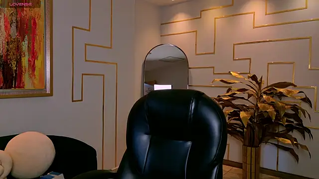 AgathaKondo  online show from January 7, 2026, 9:31 pm