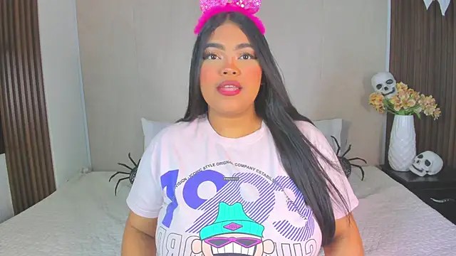 RileyDolly online show from October 27, 2025, 2:56 am