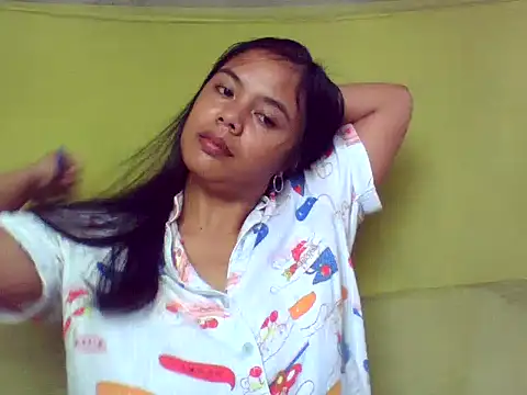 sweet heaven00 online show from October 19, 2025, 1:30 am