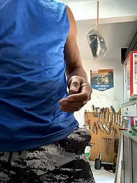 Snapshot of Terra-22cm chatting on November 22, 2025, 2:27 pm Terra-22cm online show from November 22, 2025, 2:27 pm