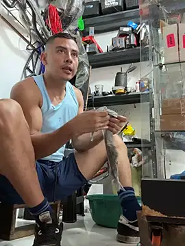 Snapshot of Terra-22cm chatting on December 16, 2025, 1:37 pm Terra-22cm online show from December 16, 2025, 1:37 pm