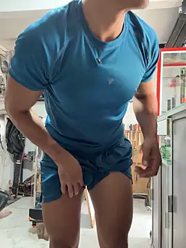 Snapshot of Terra-22cm chatting on November 18, 2025, 3:15 pm Terra-22cm online show from November 18, 2025, 3:15 pm