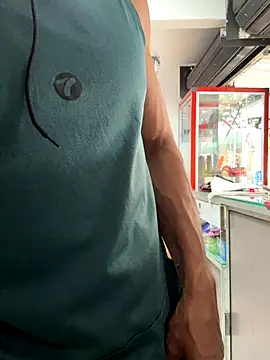 Snapshot of Terra-22cm chatting on October 29, 2025, 2:27 pm Terra-22cm online show from October 29, 2025, 2:27 pm