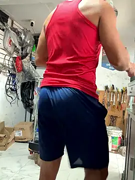 Snapshot of Terra-22cm chatting on January 9, 2026, 1:29 pm Terra-22cm online show from January 9, 2026, 1:29 pm