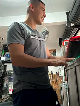 Snapshot of Terra-22cm chatting on December 21, 2025, 1:46 pm Terra-22cm online show from December 21, 2025, 1:46 pm