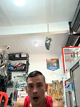 Snapshot of Terra-22cm chatting on October 23, 2025, 1:43 pm Terra-22cm online show from October 23, 2025, 1:43 pm