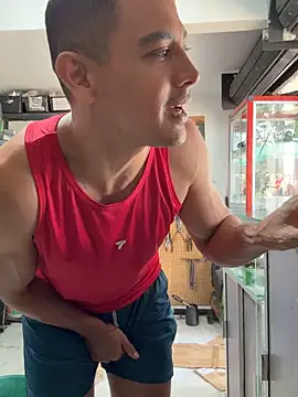 Snapshot of Terra-22cm chatting on November 10, 2025, 2:00 pm Terra-22cm online show from November 10, 2025, 2:00 pm