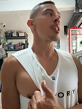 Snapshot of Terra-22cm chatting on November 21, 2025, 1:32 pm Terra-22cm online show from November 21, 2025, 1:32 pm