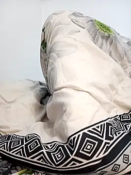 Vina venus online show from December 16, 2025, 2:54 pm