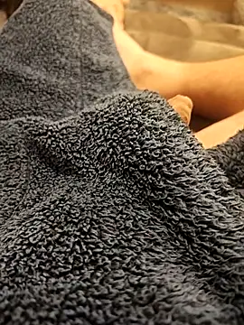 Snapshot of hubbyfun19 chatting on November 23, 2025, 7:29 am hubbyfun19 online show from November 23, 2025, 7:29 am