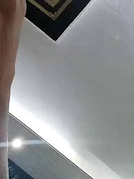 Apooabe online show from October 15, 2025, 3:31 pm