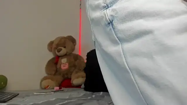 Mateo Escobar online show from November 13, 2025, 10:35 pm