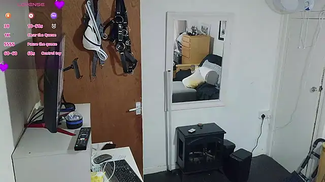 Snapshot of Dilfcam101 chatting on July 25, 2026, 5:15 am Dilfcam101 online show from July 25, 2026, 5:15 am
