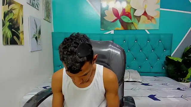 Rory castro online show from October 31, 2025, 10:49 pm