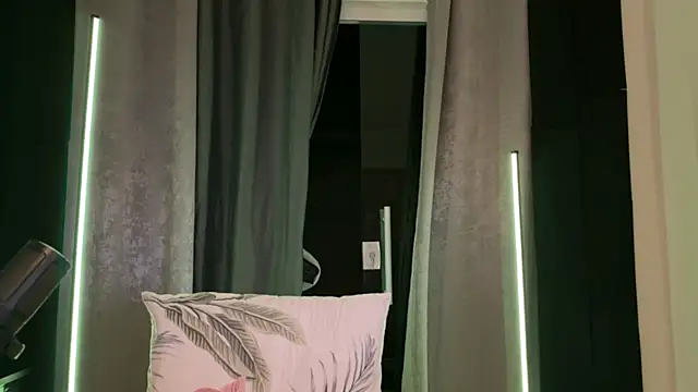 mettew22cm online show from September 15, 2025, 6:25 am