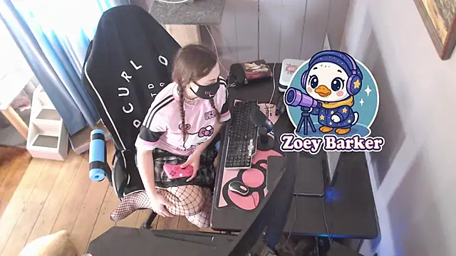 ZoeyBarker2007 online show from September 20, 2025, 5:56 am