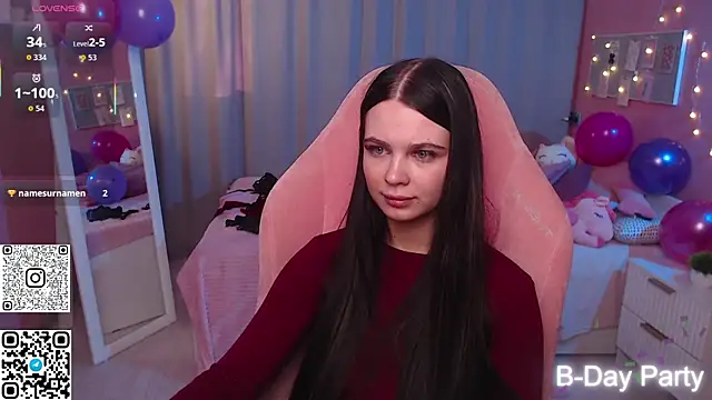 Michela Fruet online show from April 22, 2026, 1:12 am