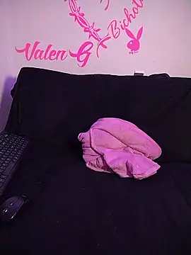 Snapshot of Valen_G111 chatting on January 9, 2026, 4:25 pm Valen G111 online show from January 9, 2026, 4:25 pm