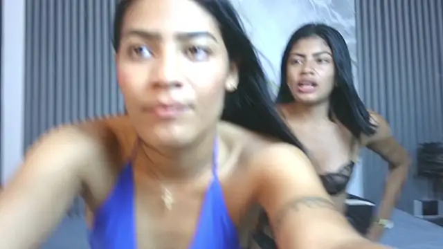 Snapshot of TifanyandLisa chatting on November 1, 2025, 9:41 pm TifanyandLisa online show from November 1, 2025, 9:41 pm