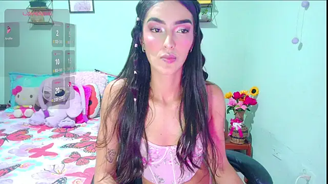 angelic coral online show from July 9, 2026, 9:25 pm