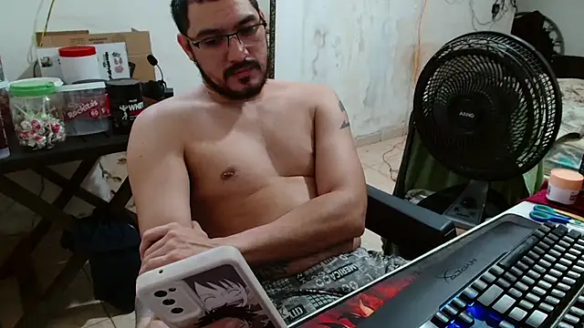 Leonino231 online show from November 24, 2025, 3:56 pm