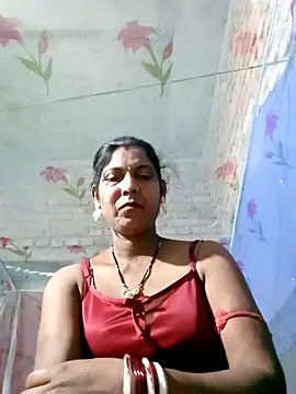 Savita992 online show from April 8, 2026, 7:15 pm