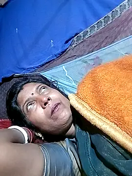 Savita992 online show from February 11, 2026, 1:27 am