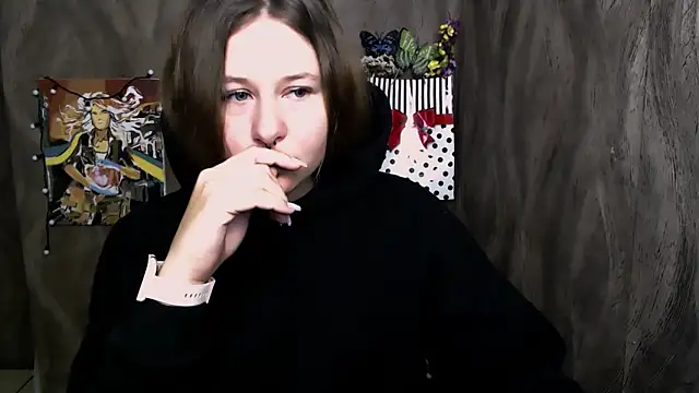 Linda S  online show from September 25, 2025, 9:15 am