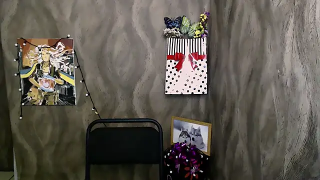 Linda S  online show from September 30, 2025, 10:10 am