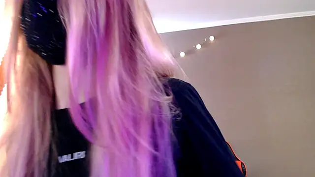 Iris lave online show from February 3, 2026, 1:16 pm