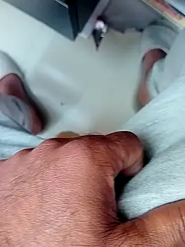 hackyourpussyxh online show from January 19, 2026, 3:43 am