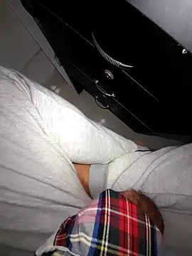 hackyourpussyxh online show from November 28, 2025, 1:17 am