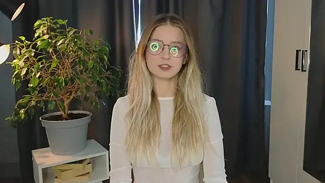 zegoii online show from September 14, 2025, 1:22 pm