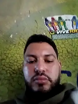 Frank0021 online show from May 17, 2026, 2:44 am