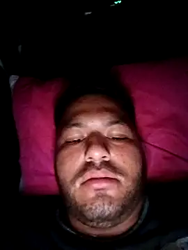 Snapshot of Frank0021 chatting on November 13, 2025, 12:58 am Frank0021 online show from November 13, 2025, 12:58 am